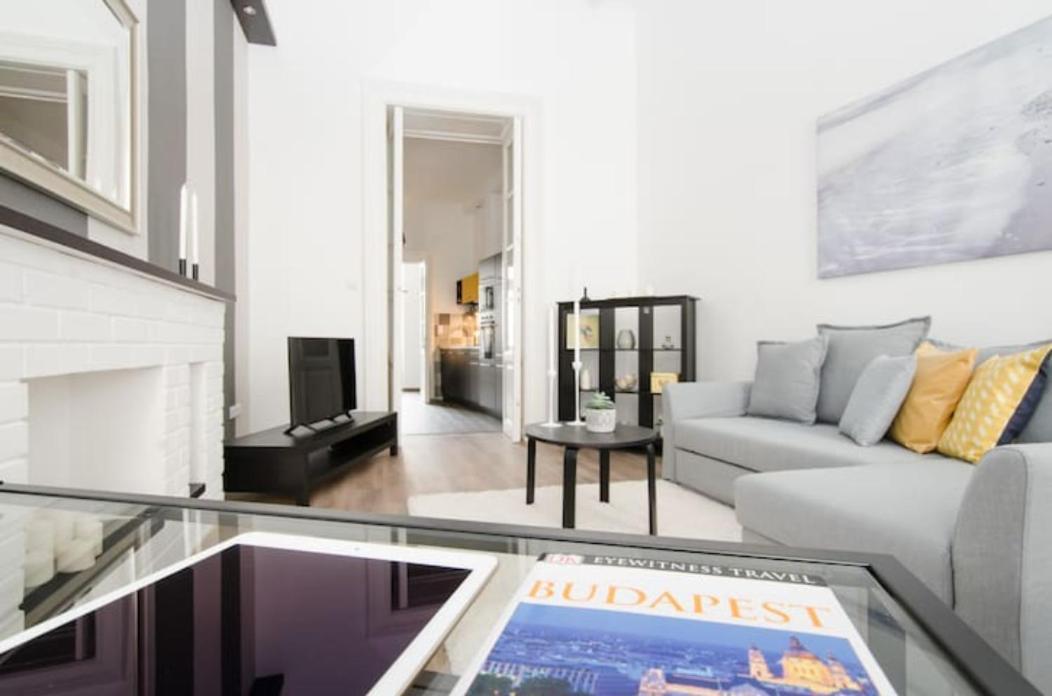 Opera Experience Apartman *